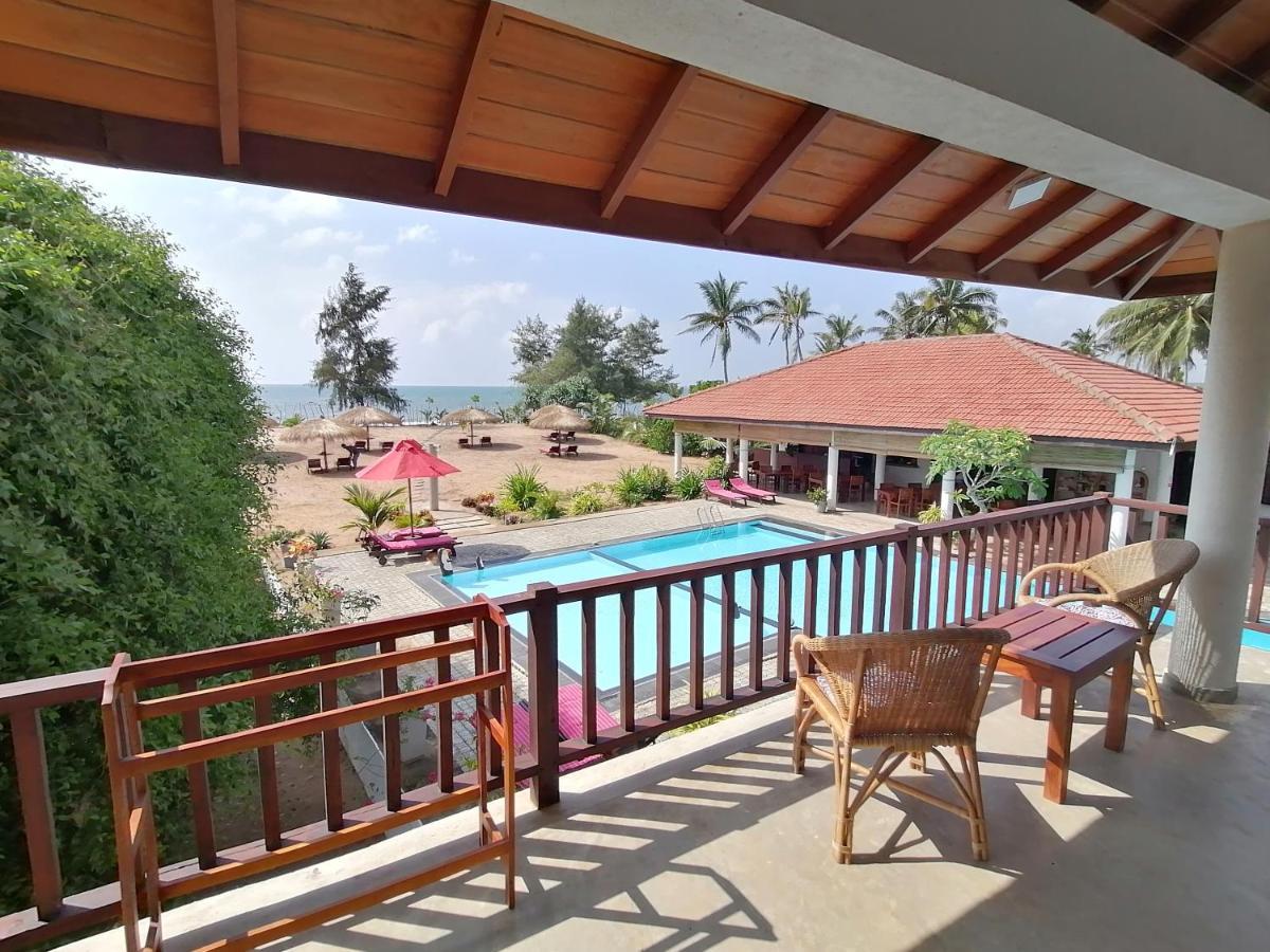 Ladja Beach Resort Ambalantota Zewnętrze zdjęcie